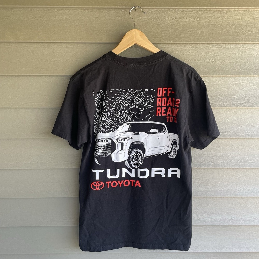 Toyota Tundra Black Graphic T Shirt Men's Medium Off Road Ready Pickup Truck